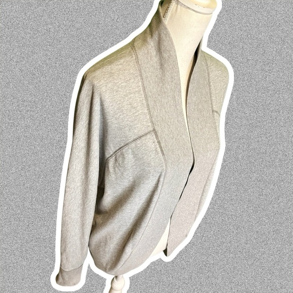 PINK Victoria’s Secret Heathered Gray Terry Cotton Long Sleeve Curved Cardigan - Picture 11 of 14